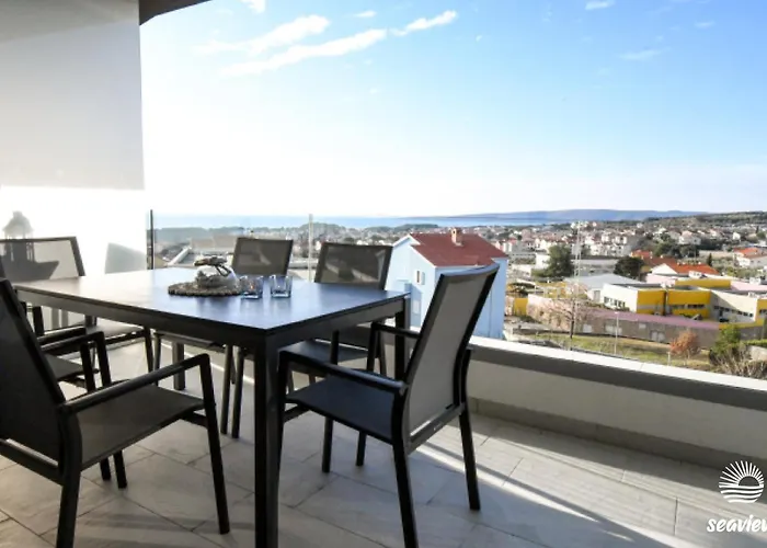 Apartment Exclusive Sea View *